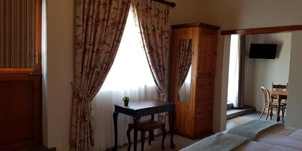Uniondale Manor Guesthouse ภายนอก รูปภาพ