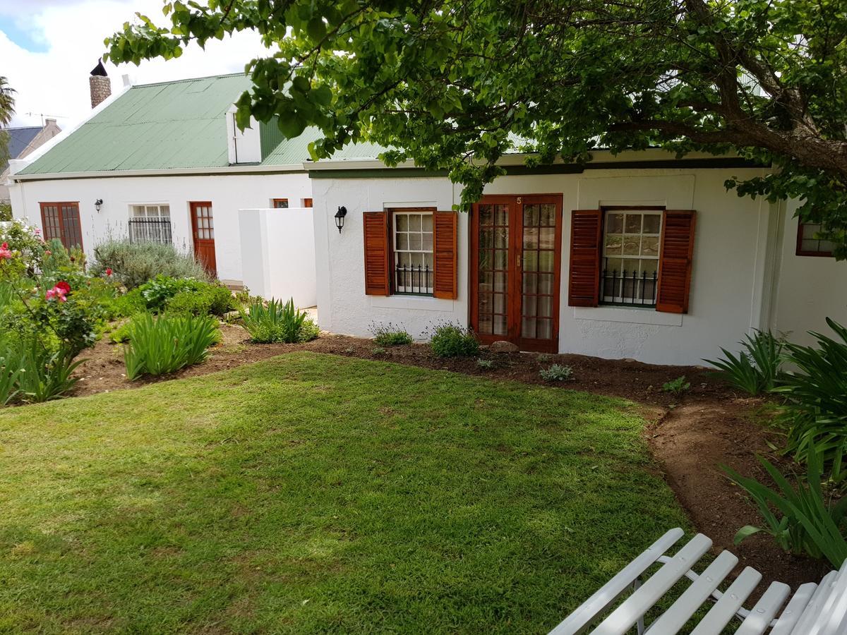 Uniondale Manor Guesthouse ภายนอก รูปภาพ