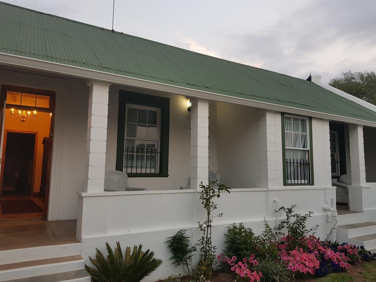 Uniondale Manor Guesthouse ภายนอก รูปภาพ